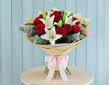 Букет цветов из:  Лилии и Розы в Улаган