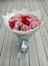 Букет цветов из:  Альстромерии в Улаган