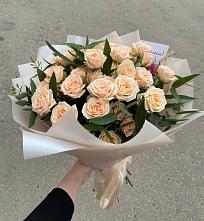 Букет Кремовые розы Латте в Улаган