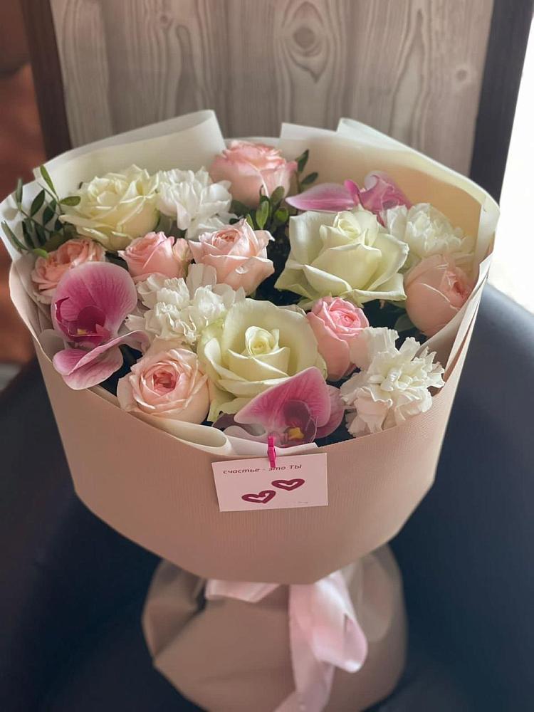 Букет цветов из: Орхидеи, Розы и Гвоздики в Улаган