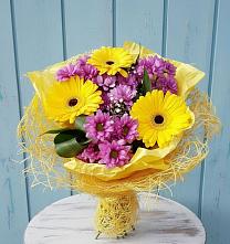Букет цветов из:  Хризантемы и Герберы в Улаган
