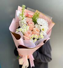 Букет цветов из:  Хризантемы и Розы в Улаган