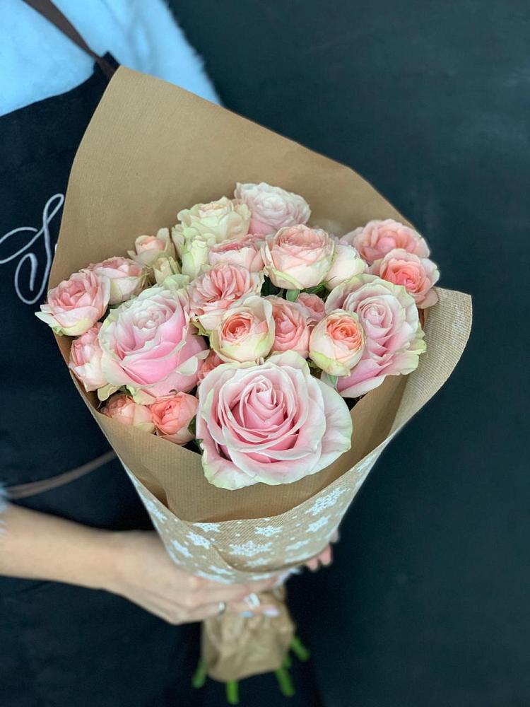 Букет цветов из: Хризантемы и Розы в Улаган