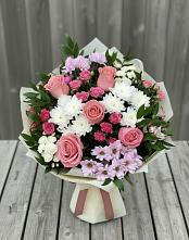 Букет цветов из:  Альстромерии, Гвоздики, Розы и Хризантемы в Улаган