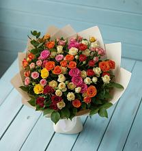 Букет Микс из разноцветных кустовых роз в Улаган