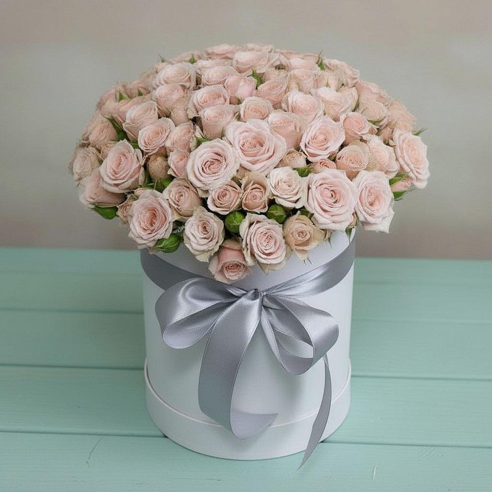 Цветочная композиция из Розы в шляпной коробке в Улаган